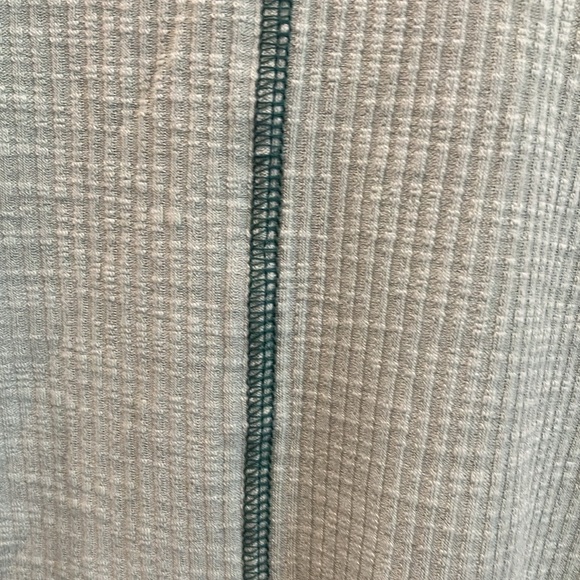 Crochet Detail Exposed Seam Oversized Top Pullover V Neck drop shoulder NWT - Picture 4 of 7